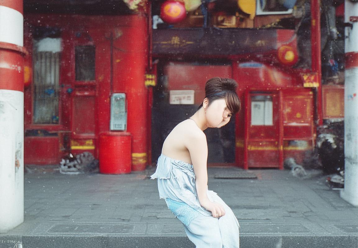 塑胶跑道材质升级,助力校园体育设施建设(图2) 塑胶跑道材质升级,助力校园体育设施建设(图2)